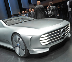 مرسيدس اي ايه ايه الأختبارية تكشف نفسها في معرض فرانكفورت "صور ومواصفات وتقرير" Mercedes-Benz Concept IAA 4