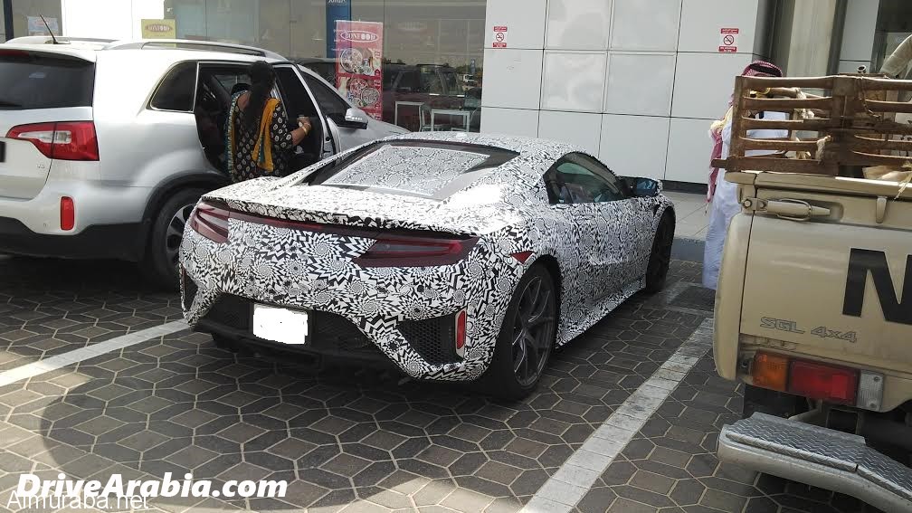 Honda-NSX-spy-shot-Dubai-1