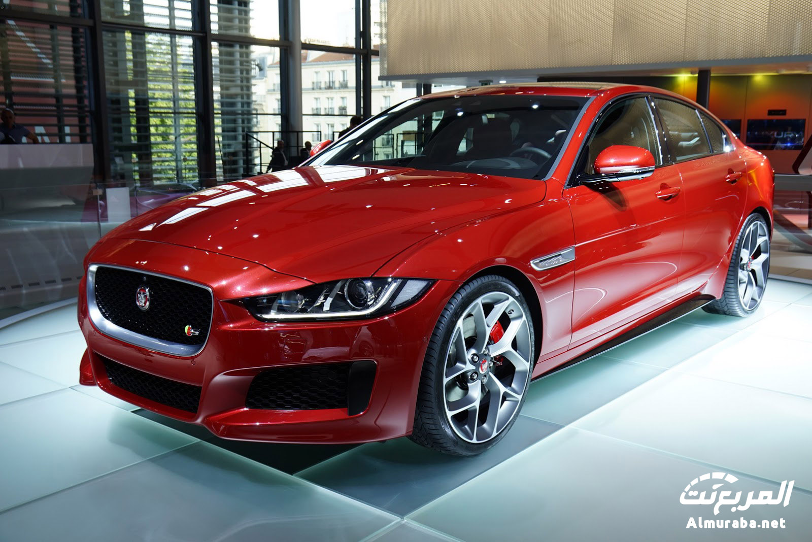 Jaguar-XE-3