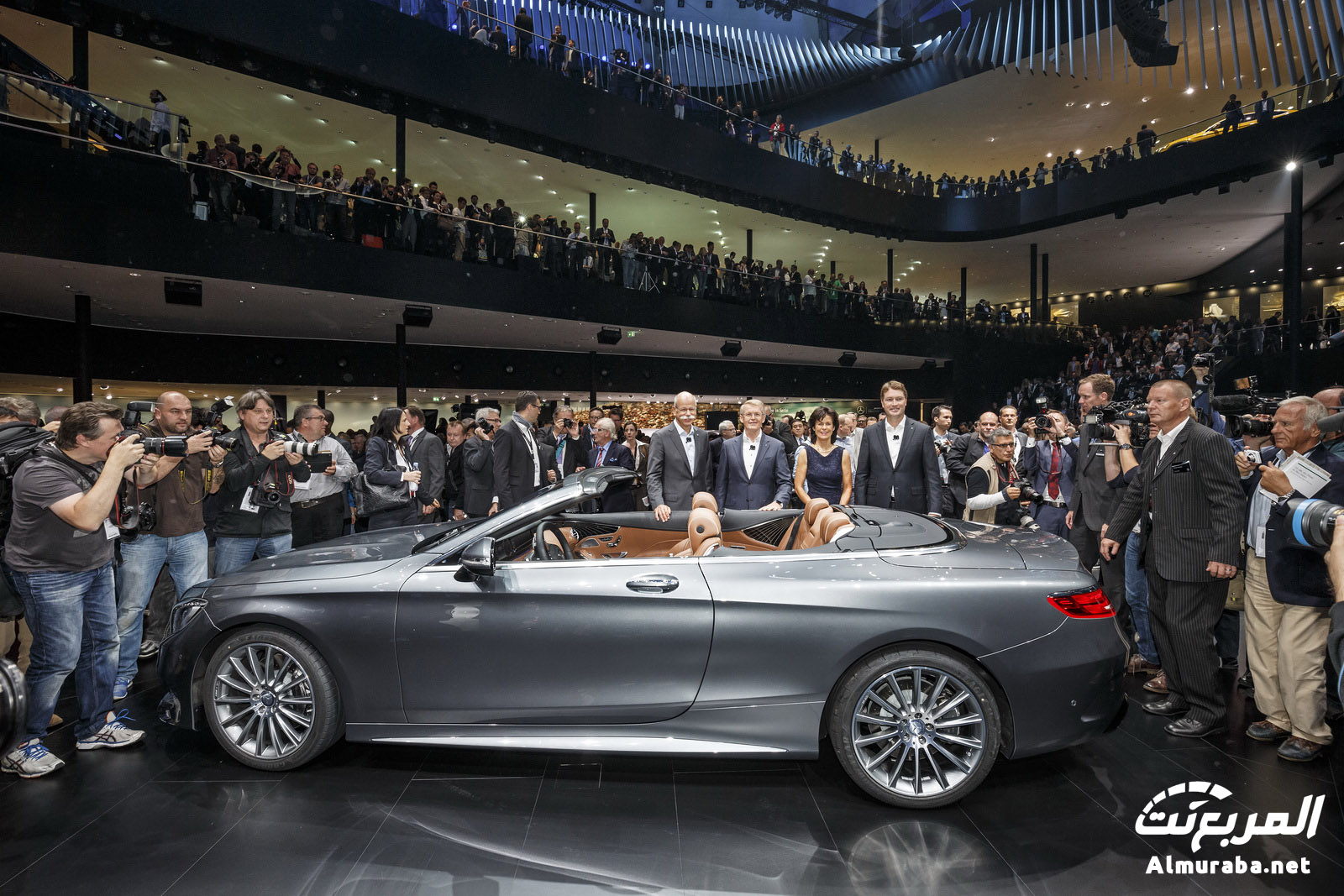 Ola Källenius, Vorstandsmitglied der Daimler AG, verantwortlich für Mercedes-Benz Cars Vertrieb; Dr. Annette Winkler, Leiterin smart; Prof. Dr. Thomas Weber, Mitglied des Vorstands der Daimler AG und verantwortlich für Konzernforschung und Mercedes-Benz Cars Entwicklung; Dr. Dieter Zetsche, Vorstandsvorsitzender der Daimler AG und Leiter Mercedes-Benz CarsOla Källenius, Member of the Board of Management of Daimler AG, Mercedes-Benz Cars Marketing & Sales; Dr. Annette Winkler, Head of smart; Thomas Weber, Member of the Daimler Board of Management, Group Research and Mercedes-Benz Cars Development; Dieter Zetsche, Chairman of the Board of Management of Daimler AG and Head of Mercedes-Benz Cars