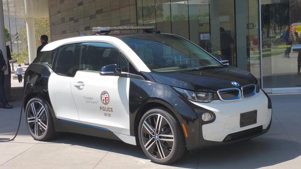 Tesla-BMW-i3-6