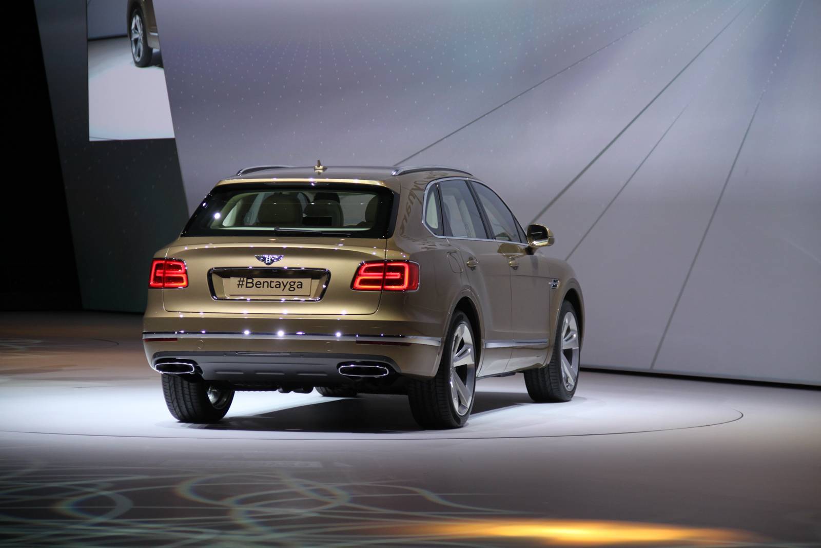 bentley-bentayga-3