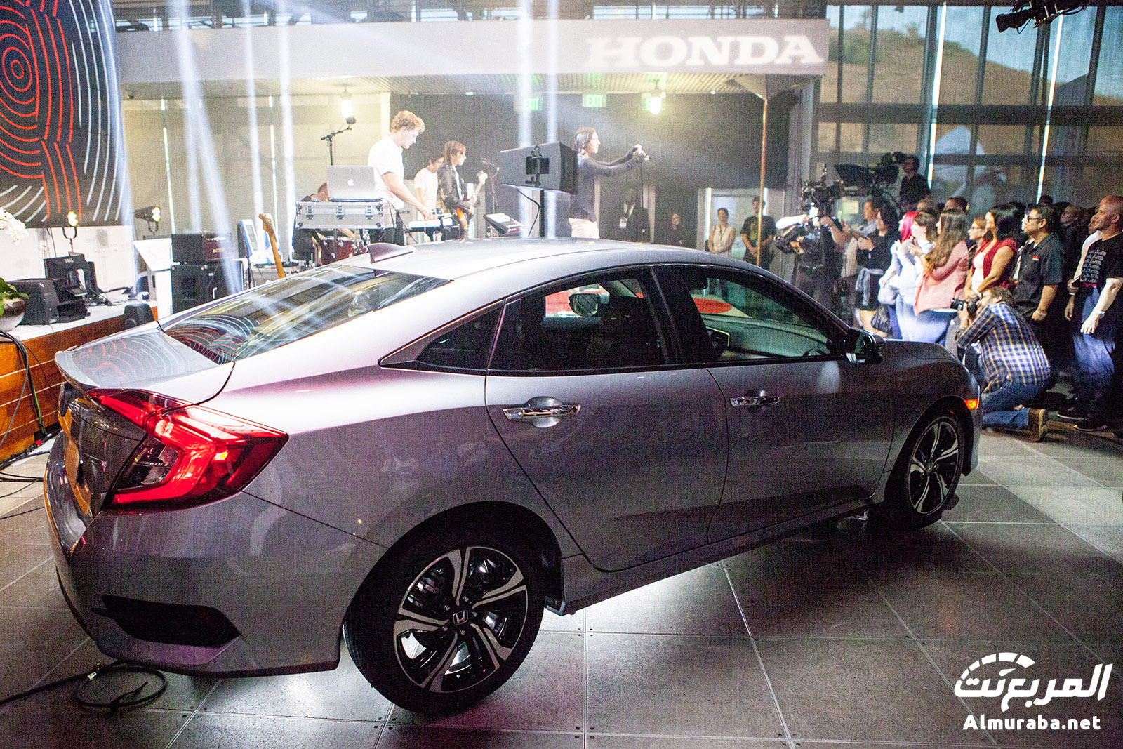 honda-civic-sedan-2016-bh-04_2560