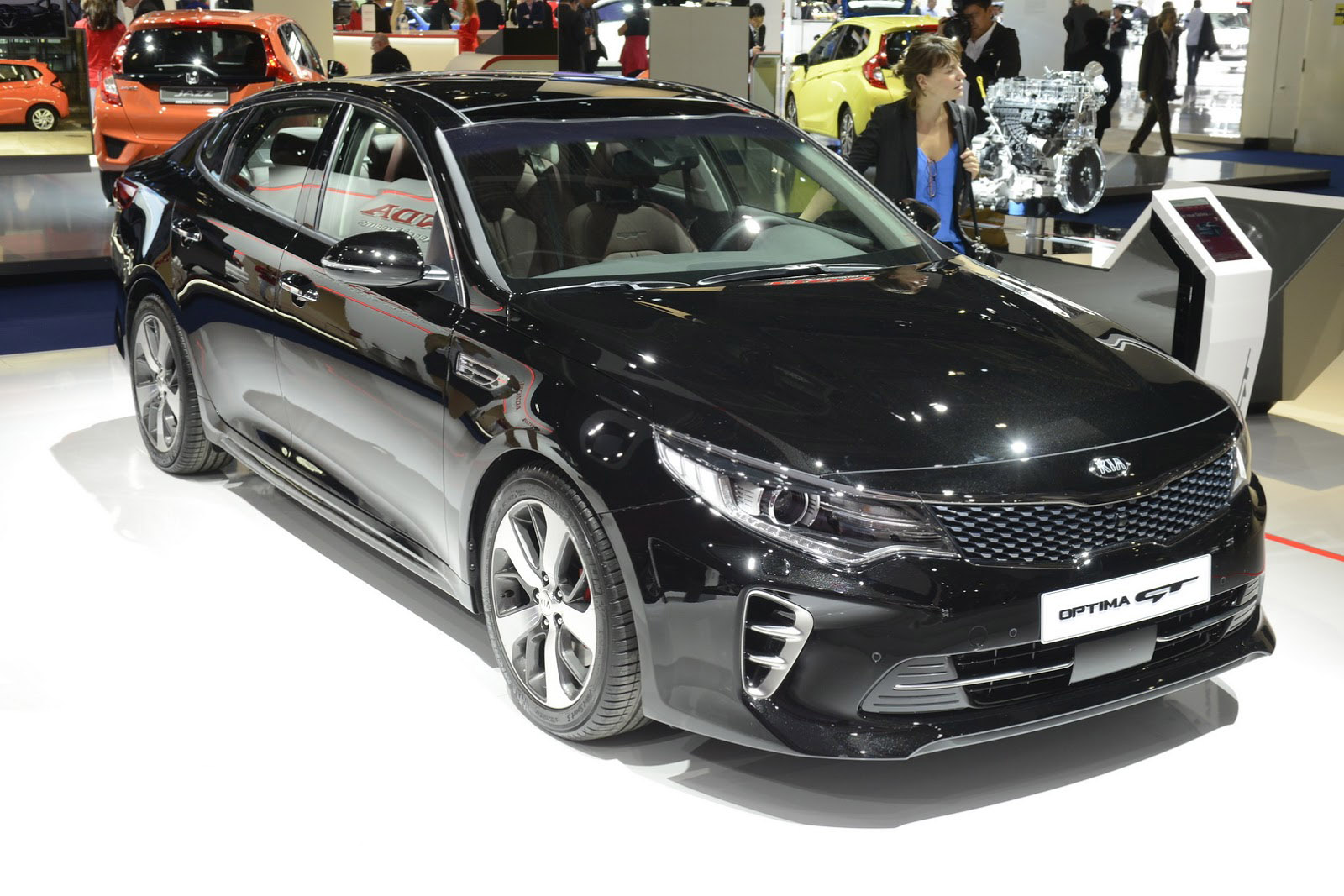 kia-optima-gt-iaa-livepics-5