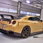 "33 صورة" نيسان جي تي ار تظهر في دولة البحرين بتعديلات "الكربون والذهب" Nissan GT-R 32