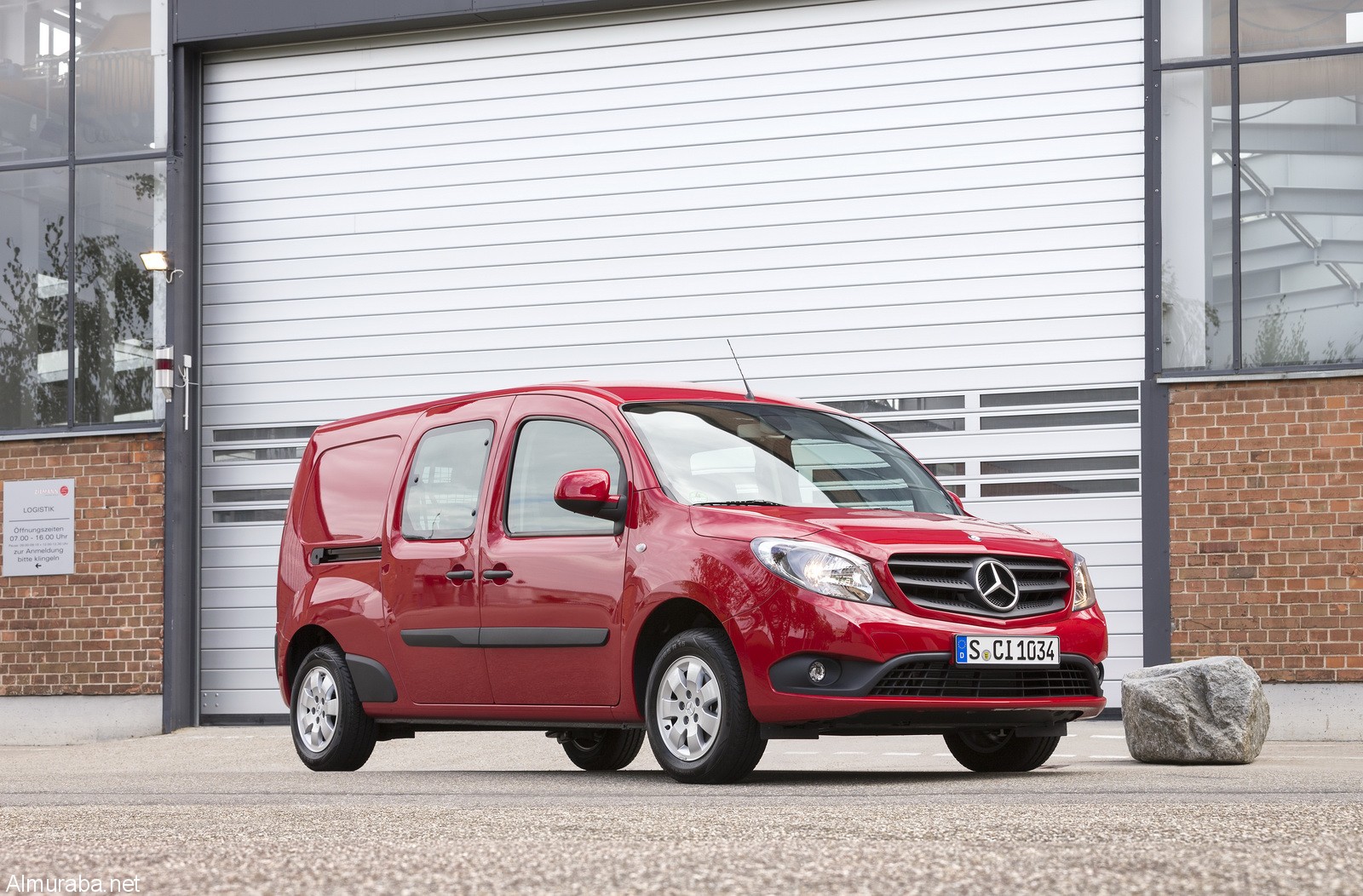 Citan111 CDI, Mixto extra-lang, Amarenarot, Standaufnahme