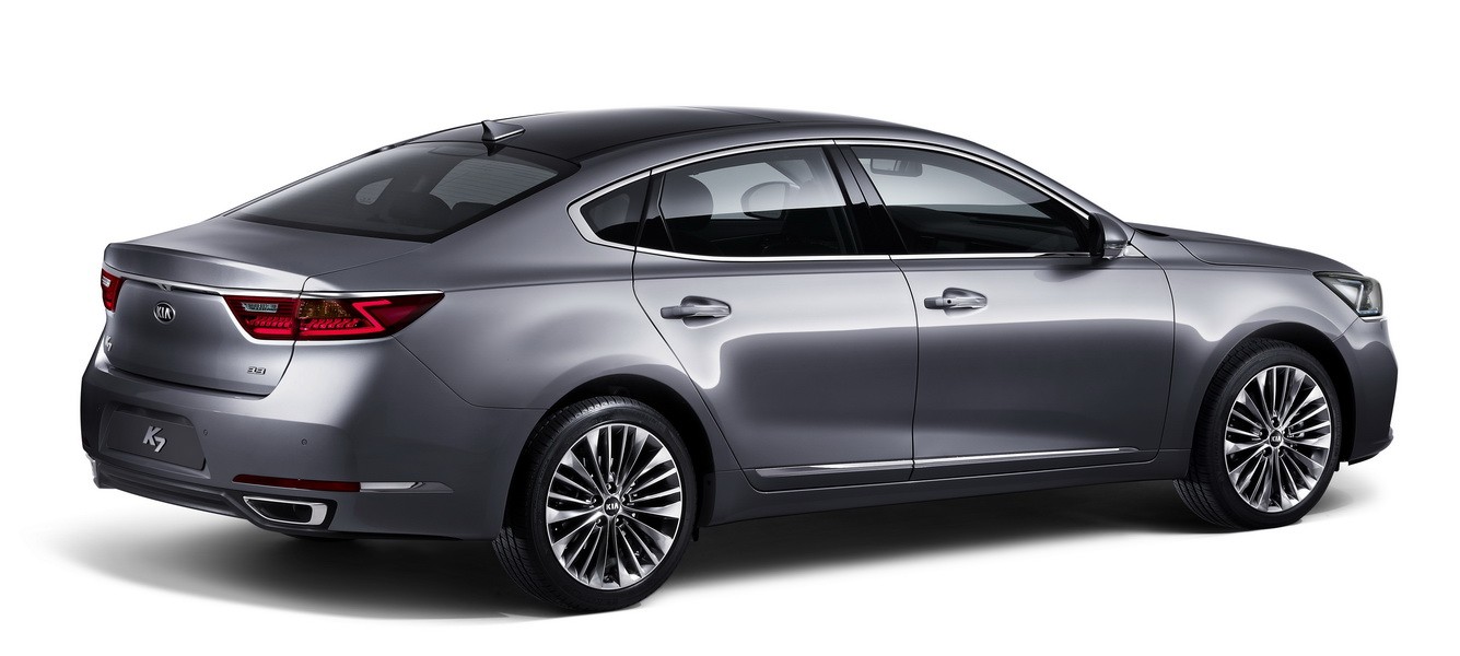 2016 Kia Cadenza 2