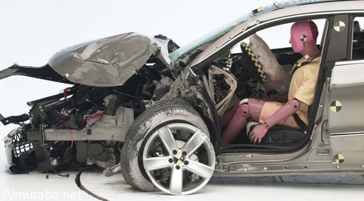 Volkswagen-CC-IIHS-Front-Crash-Test-1-750x415