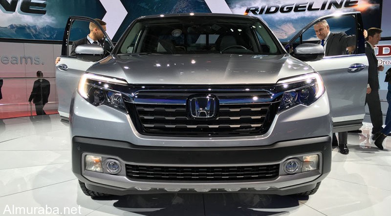 2017-Honda-Ridgeline-4-motoraty