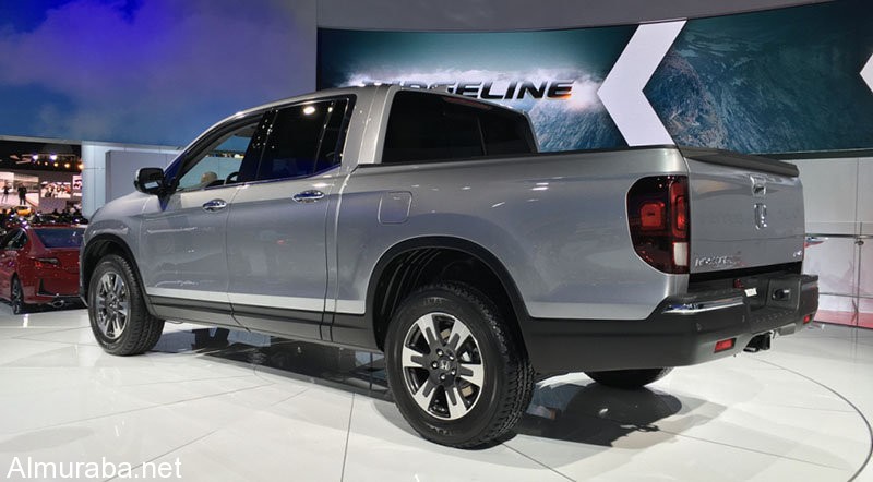 2017-Honda-Ridgeline-5-motoraty