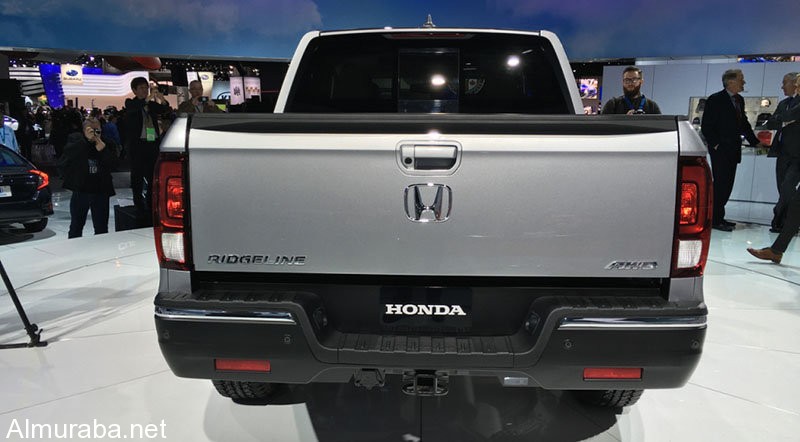 2017-Honda-Ridgeline-9-motoraty