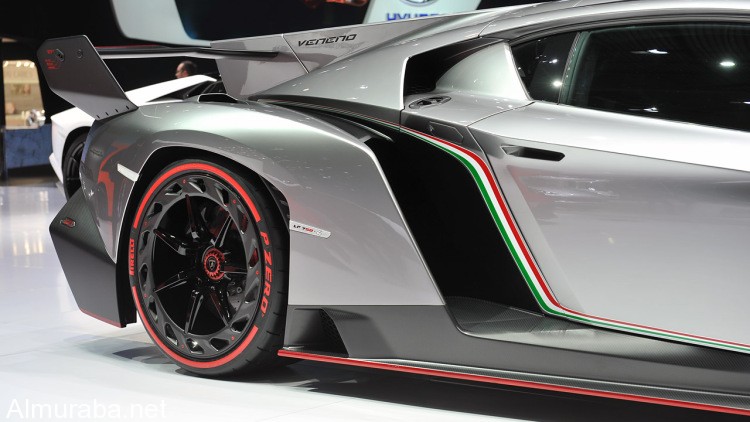 25-lamborghini-veneno-geneva