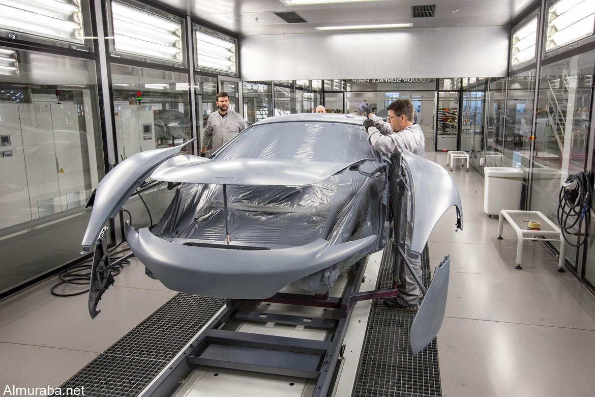 mclaren-behind-the-scenes-650s-89