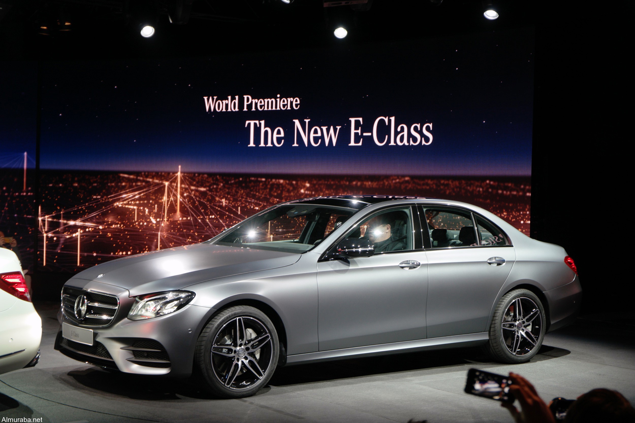 mercedes-benz-e-class-detroit-2016-31-1