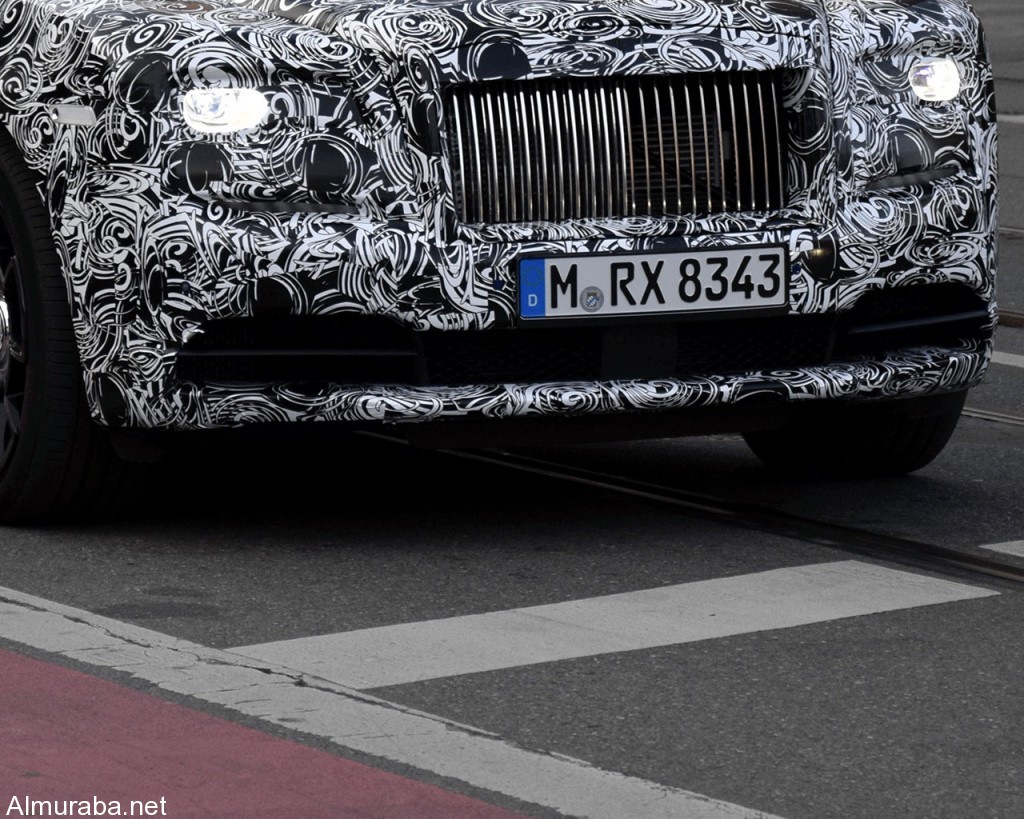 rr-wraith-series2-facelift-spied-7