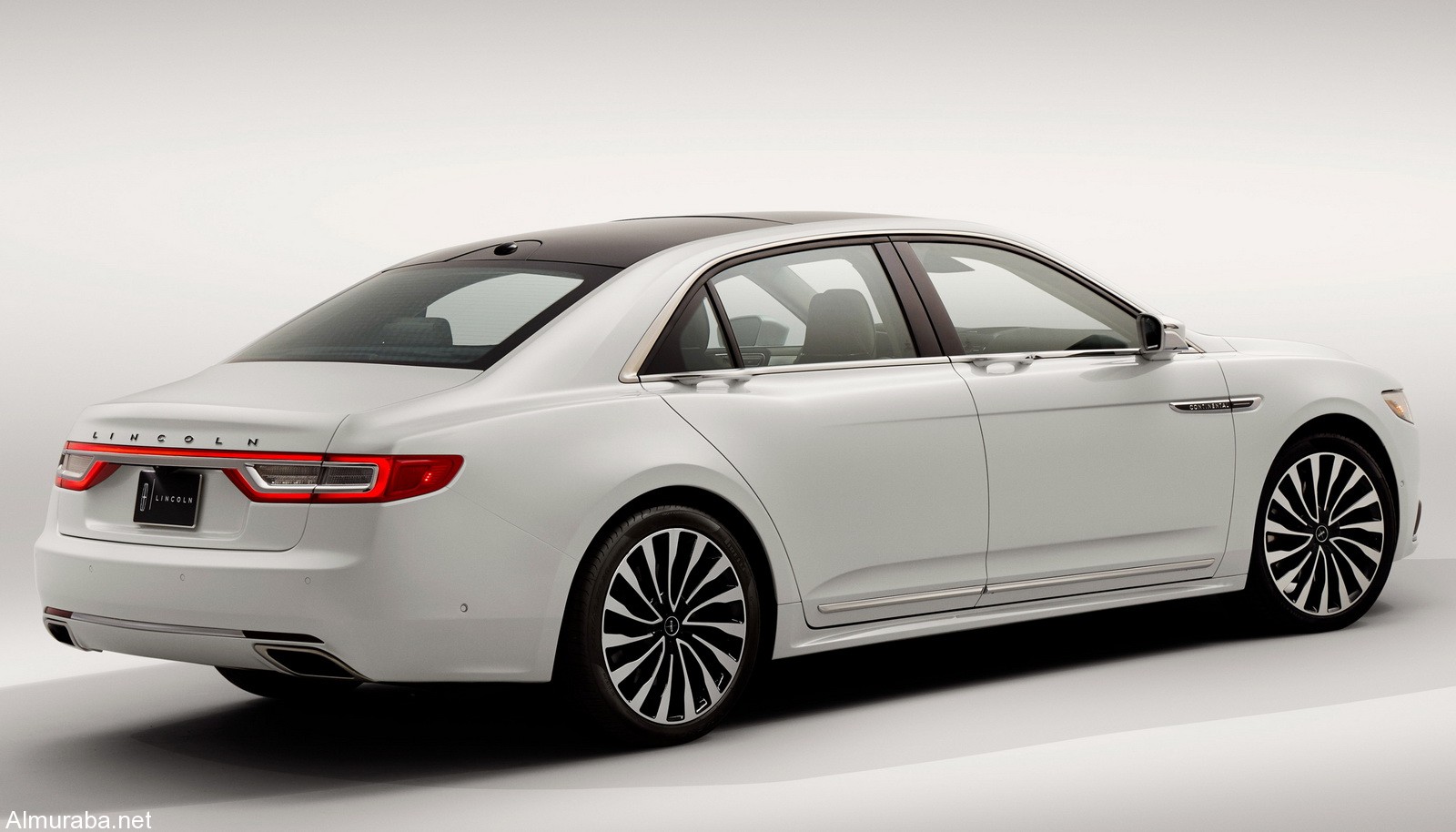 "مقارنة" كاديلاك CT6 أم لينكولن كونتينينتال 2016 Cadliac CT6 Vs Lincoln Continental 16