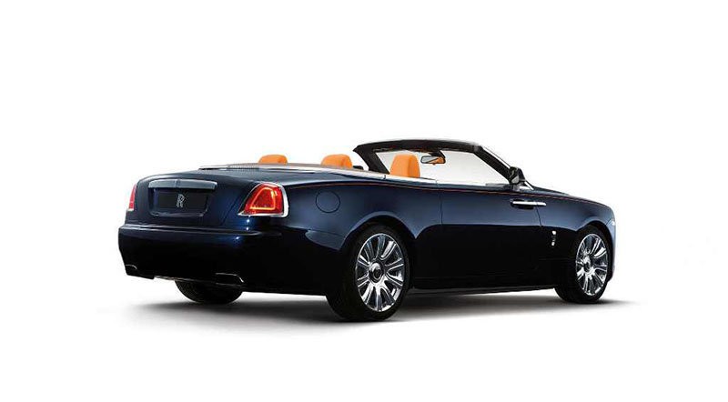 2016-Rolls-Royce-Dawn-3-motoraty