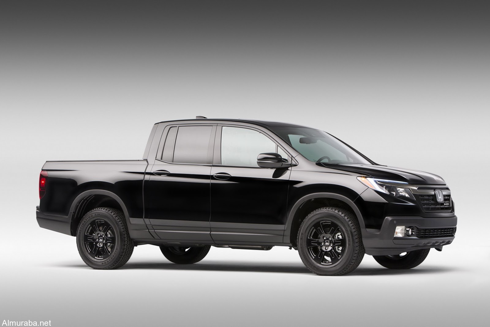 2017-Honda-Ridgeline-2