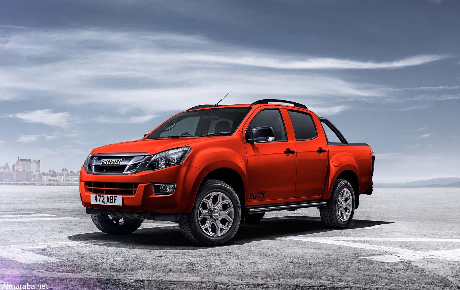 إطلاق شاحنة بيك أب "إيسوزو" دي-ماكس بليد بلون الفالانتاين Isuzu 2016 3