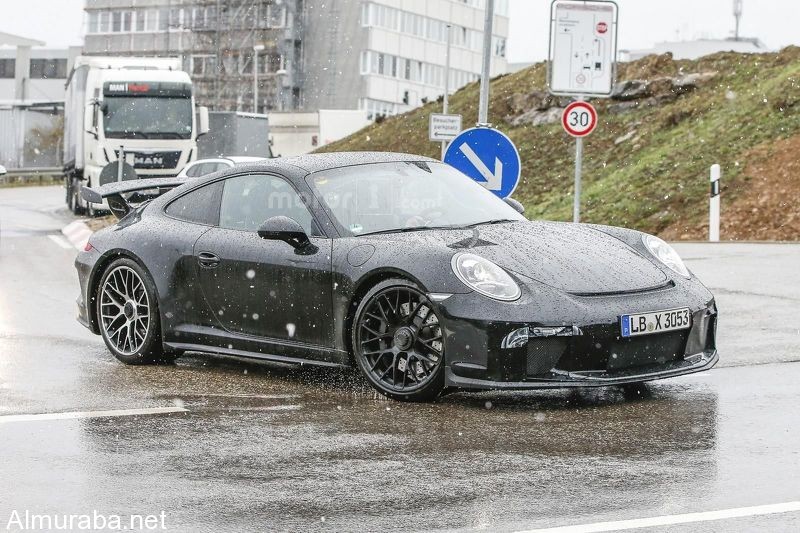 "صور تجسسية" لسيارة "بورش" المرتقبة Porsche 911 GT3 2017 1