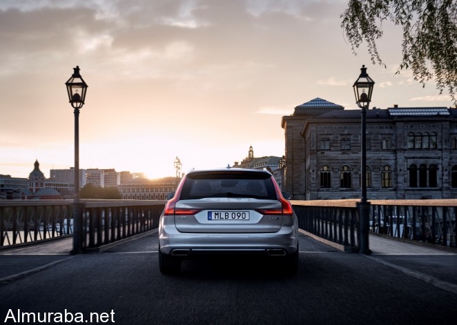 volvo_v90_estate-_rear