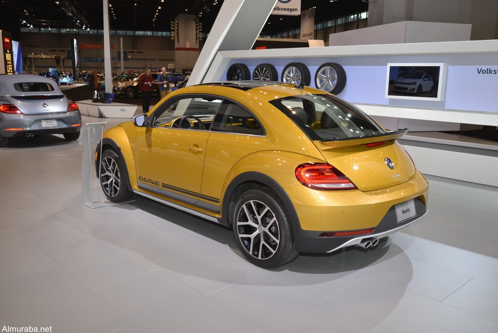 vw-beetles-chicago-auto-show-livepics-2