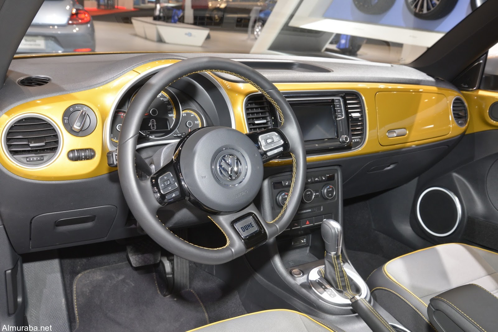 vw-beetles-chicago-auto-show-livepics-4