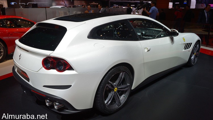 04-ferrari-gtc4-lusso-geneva-1