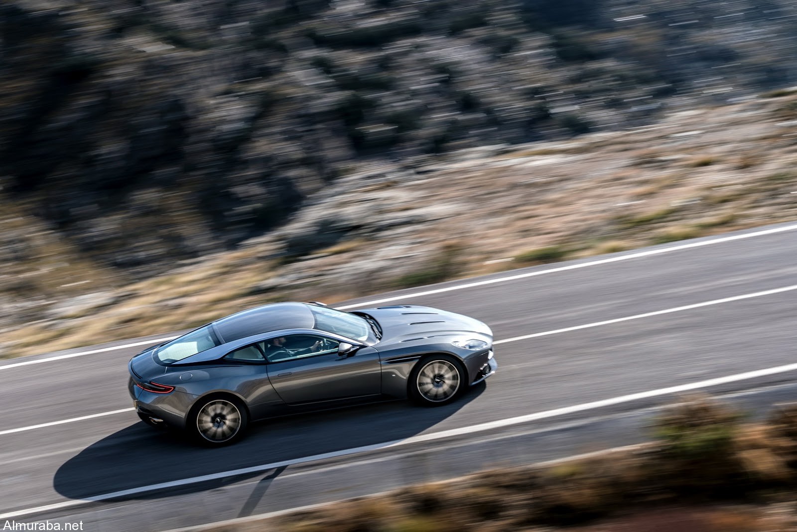 إطلاق سيارة "استون مارتن" DB11 بمعرض سيارات جنيف Aston Martin 2017 47