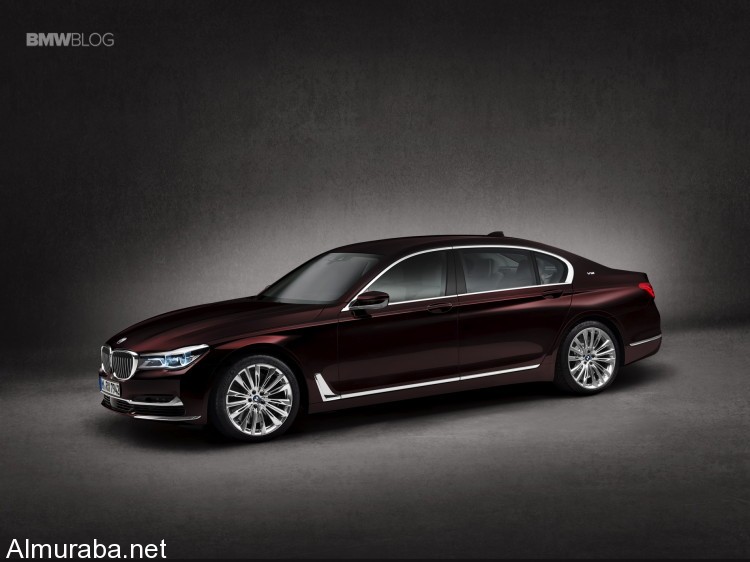 BMW-M760Li-xDrive-images-17-750x562