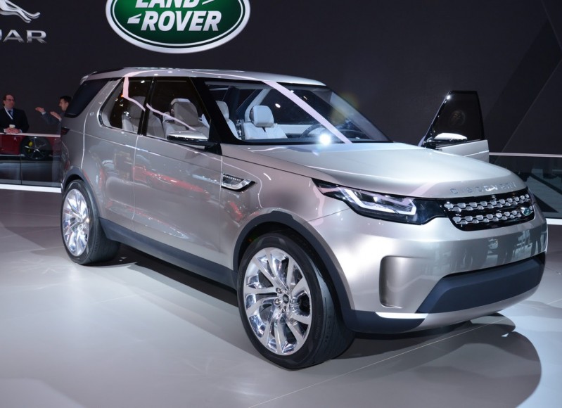 “لاند روفر” تخطط لإصدار نسخة SVX للطرق الوعرة من الجيل القادم لسيارة SUV ديسكفري Land Rover