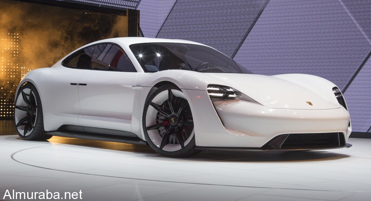 نموذج الإنتاج النهائي لسيارة عرض "بورش" Mission E الكهربية سيكون شبه مطابق لها Porsche 3