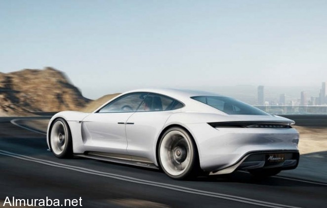 porsche-mission_e_concept_2015_800x600_wallpaper_03-w700