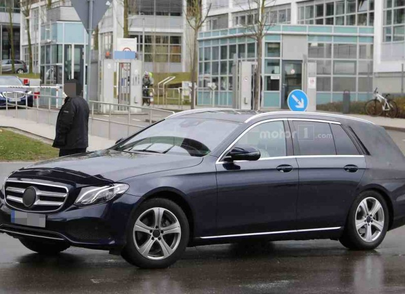  E-Class   Mercedes