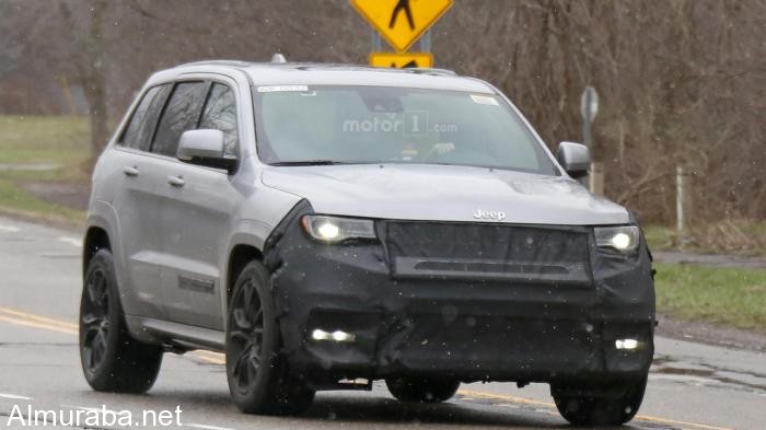 رصد “جيب” جراند شيروكي تراك هوك بمنافذ تهوئة إضافية بشبكة مبردها Jeep 2018