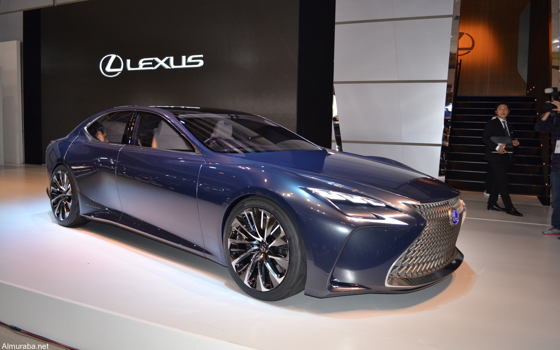 223440_Lexus_LF-LC_l_hydrogene_passe_au_luxe