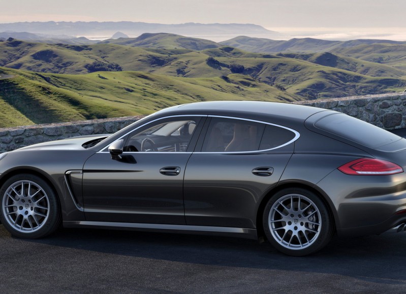 2014-porsche-panamera