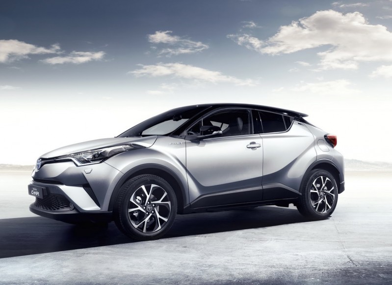 2017-Toyota-C-HR-21carscoops