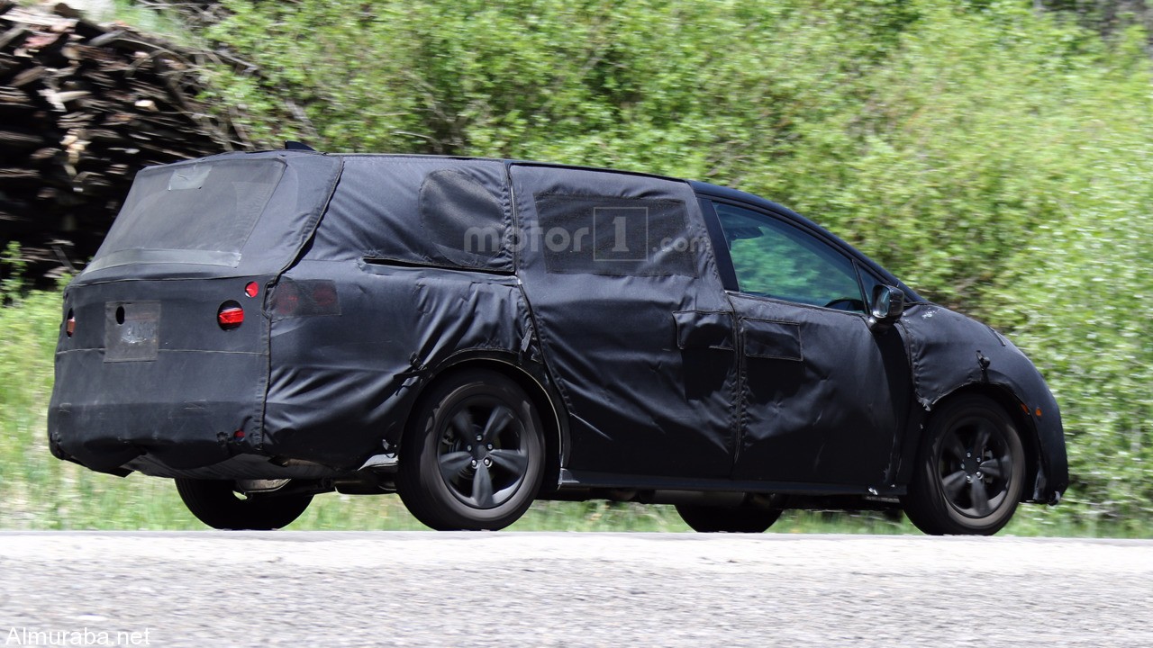 2017-honda-odyssey-spy-photo (1)