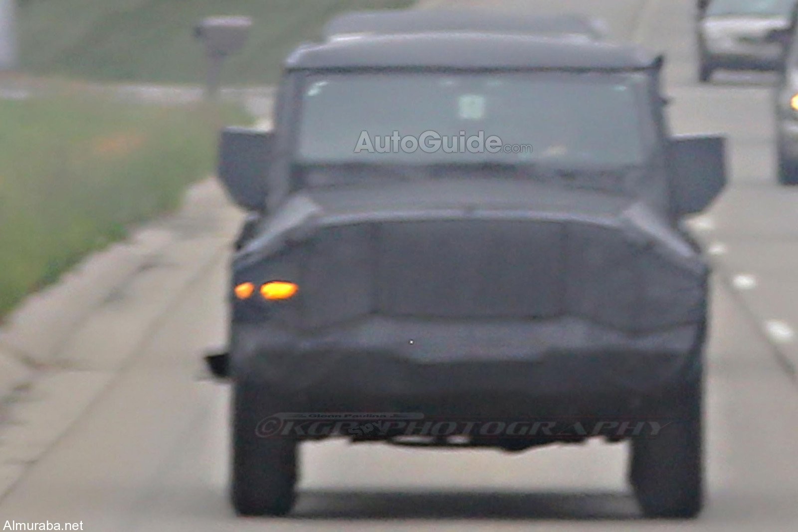 2018-Jeep-Wrangler-Spy-Shots-14