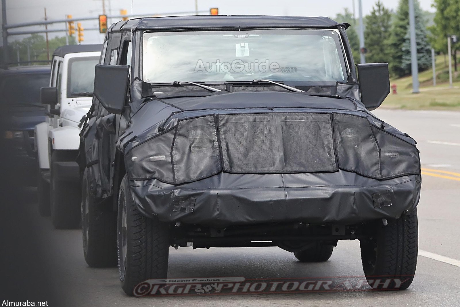 2018-Jeep-Wrangler-Spy-Shots-19