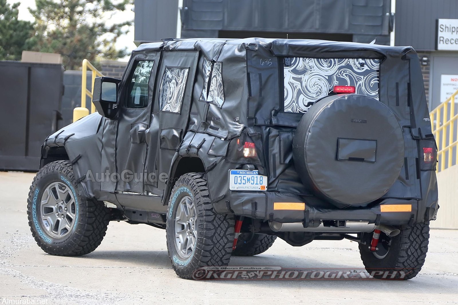 2018-Jeep-Wrangler-Spy-Shots-2