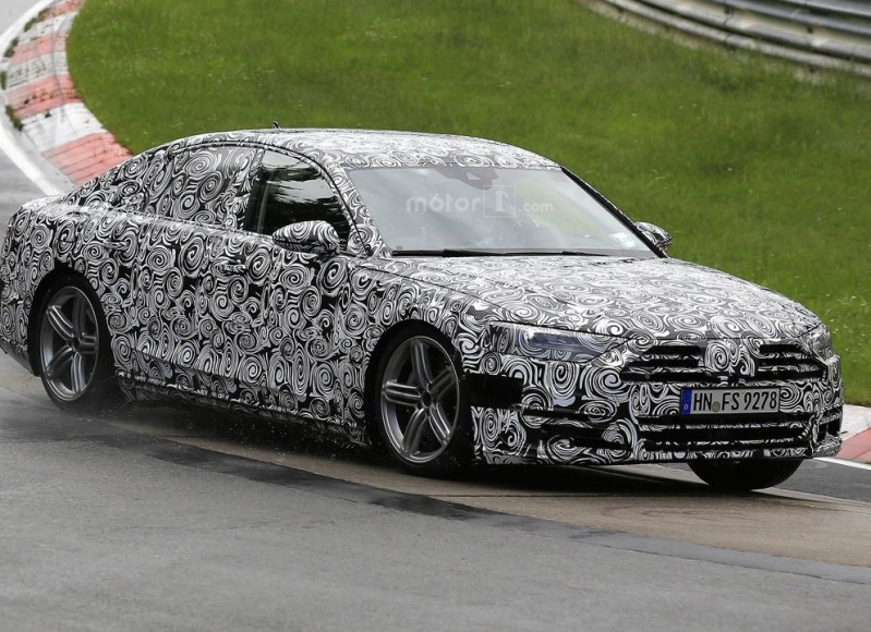 2018-audi-a8-spy-photo (1)