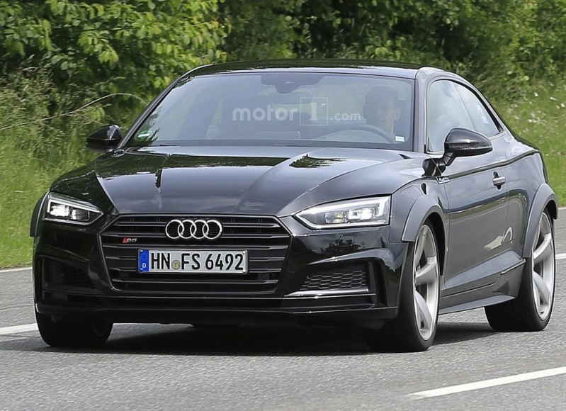 2018-audi-rs5-coupe-spy-photo (1)