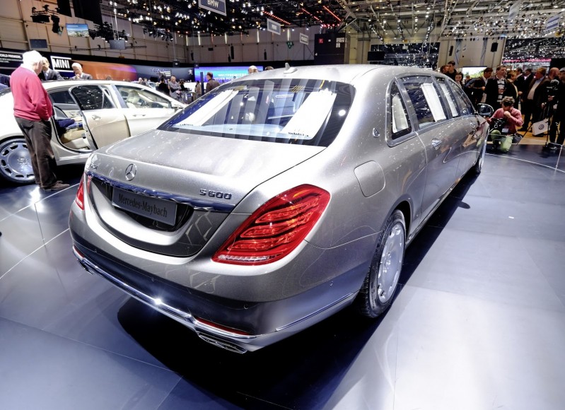 Maybach-Pullman-2