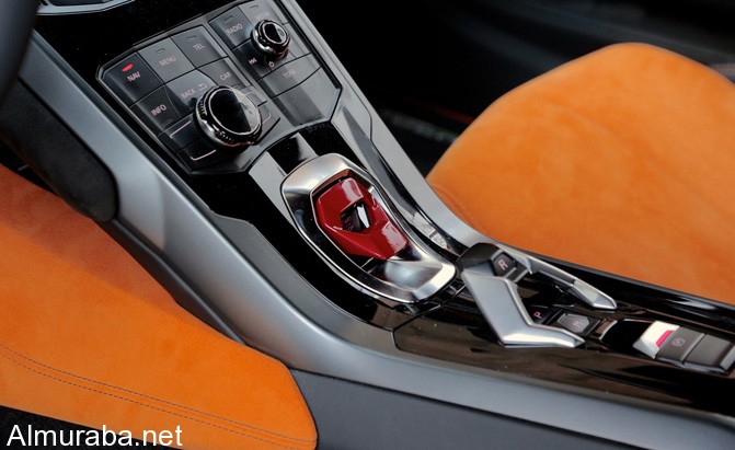 lamborghini-huracan-start-button