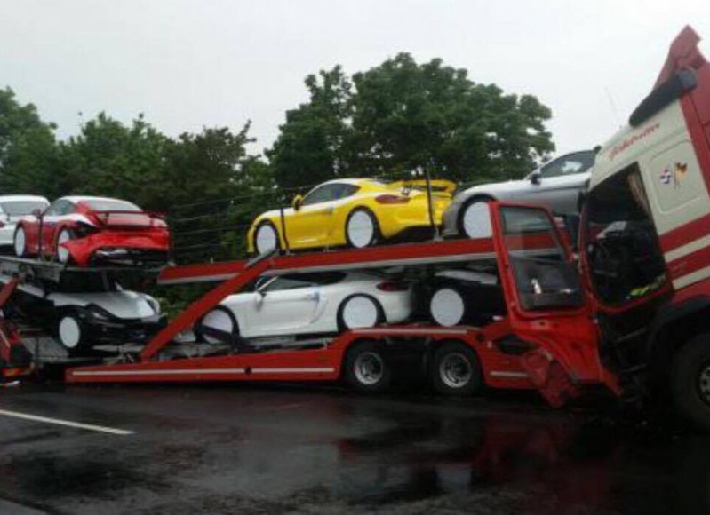 porsche-cayman-gt4-truck-accident