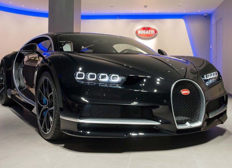 01_Bugatti_London_Brandwall