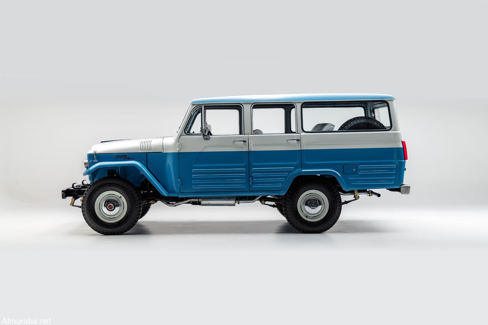 1967 Toyota Land Cruiser FJ45LV Capri Blue White FJ45-26319_006