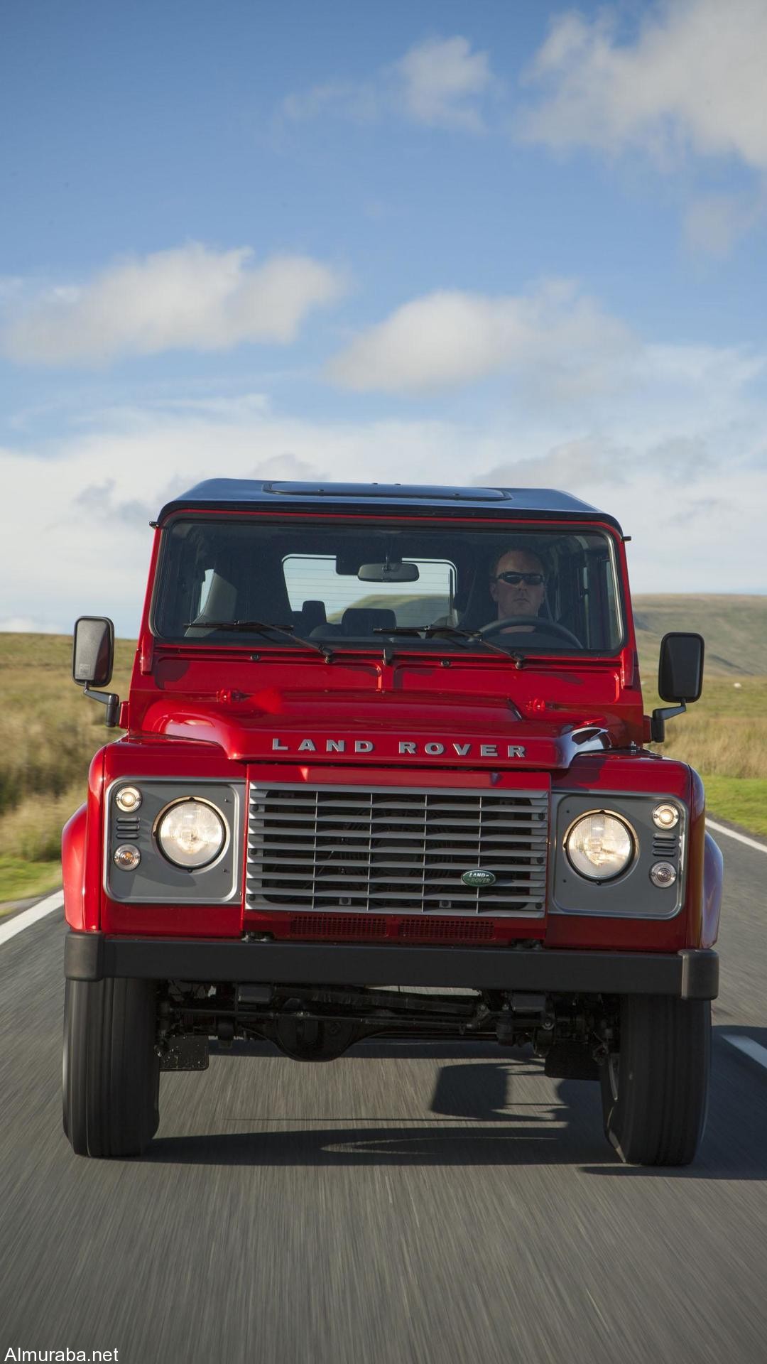 2012-330598-2013-land-rover-defender-03-9-20121